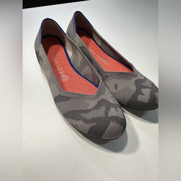 Rothy’s Grey Camouflage Flats (retired) - Picture 5 of 16